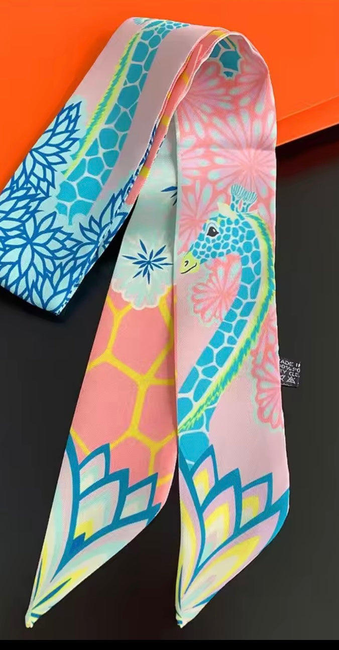 Classic Giraffe Blue Scarf