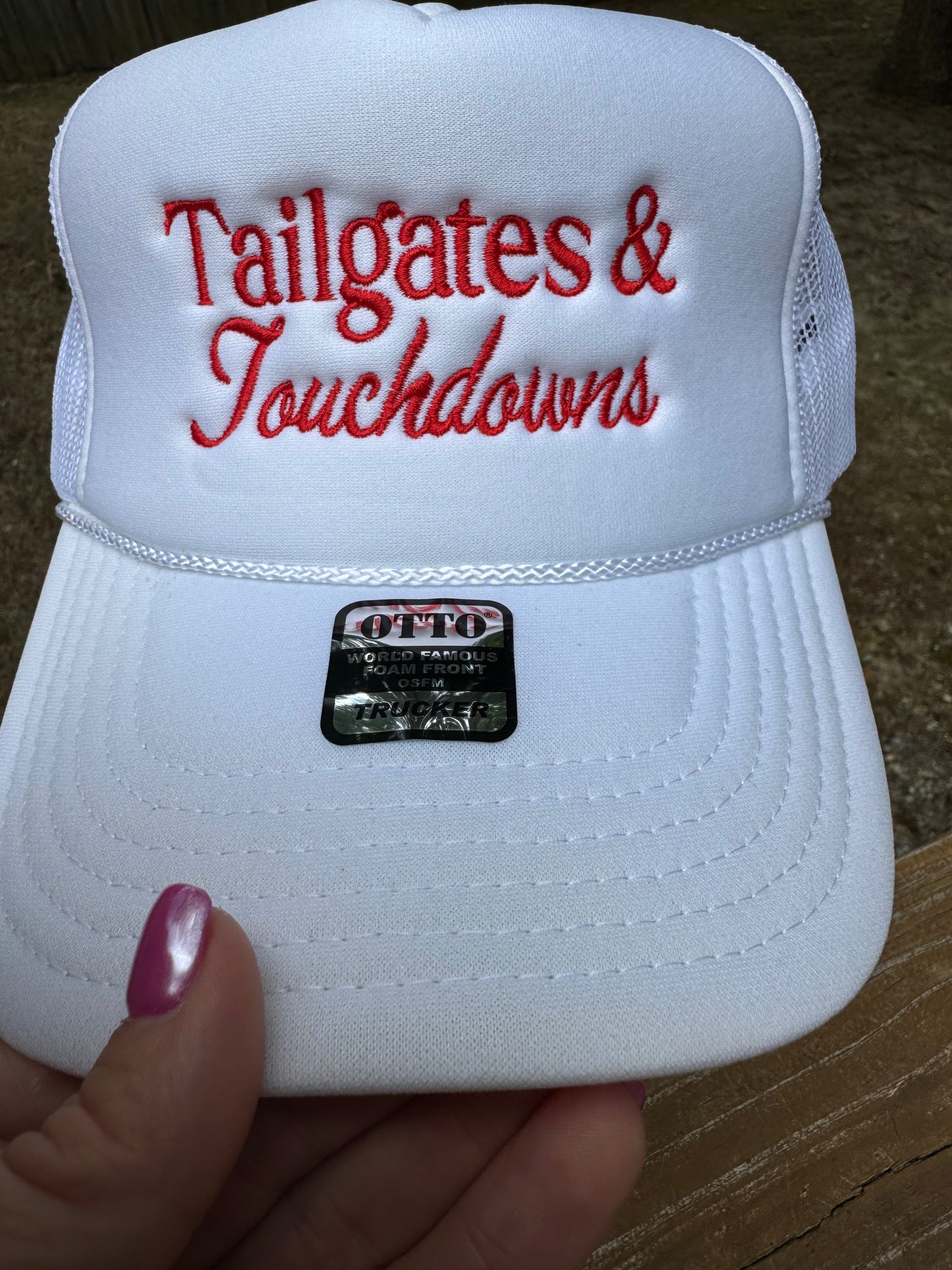 Tailgates and Touchdowns